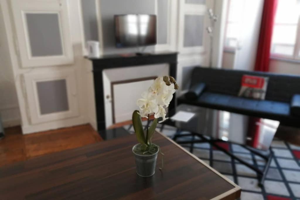 STUDIO 21 cosy dans le centre de LIMOGES Extérieur photo