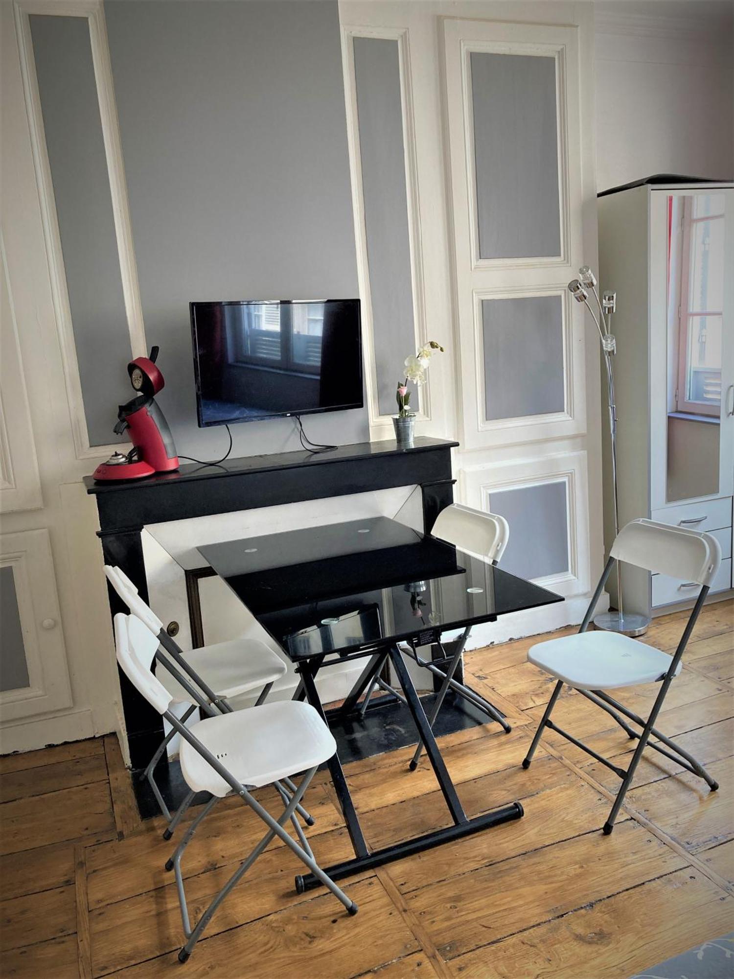 STUDIO 21 cosy dans le centre de LIMOGES Extérieur photo